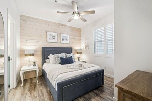 1 bedroom, in-room safe, free WiFi, bed sheets - Recently Remodeled, Gulf Place Ground Floor,  Heated Pool & Private Beach Access (Santa Rosa Beach)