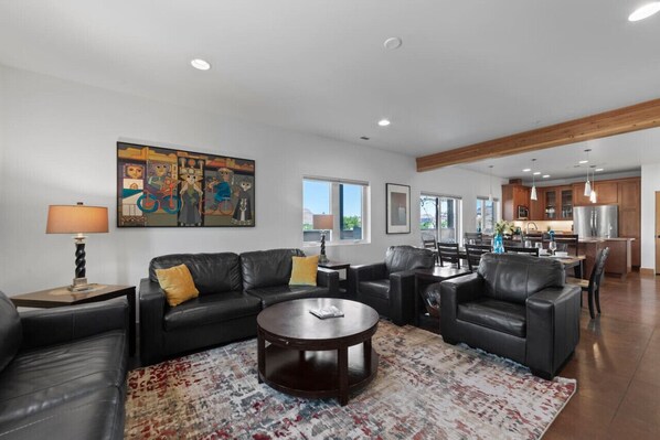 Smart TV, Netflix, streaming services