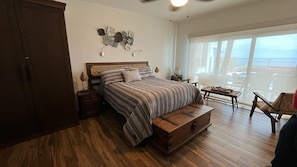 3 Schlafzimmer, Schreibtisch, Bügeleisen/Bügelbrett, kostenloses WLAN