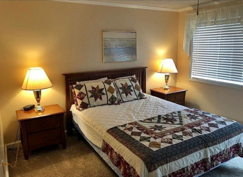 2 間睡房、床單