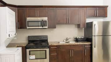 Refrigerador, horno, placa de cocina, tostadora