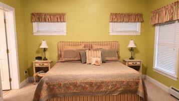 4 makuuhuonetta, vauvan matkasänky, ilmainen Wi-Fi, vuodevaatteet