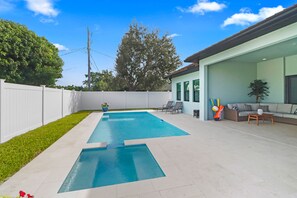 Outdoor pool, a heated pool - LimitedTime Special Offer  New Vanderbilt Beach Home Heated Saltwater Pool & Spa (Naples)