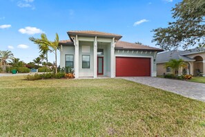 Exterior - LimitedTime Special Offer  New Vanderbilt Beach Home Heated Saltwater Pool & Spa (Naples)