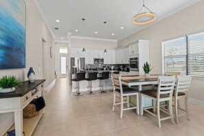 Dining - LimitedTime Special Offer  New Vanderbilt Beach Home Heated Saltwater Pool & Spa (Naples)