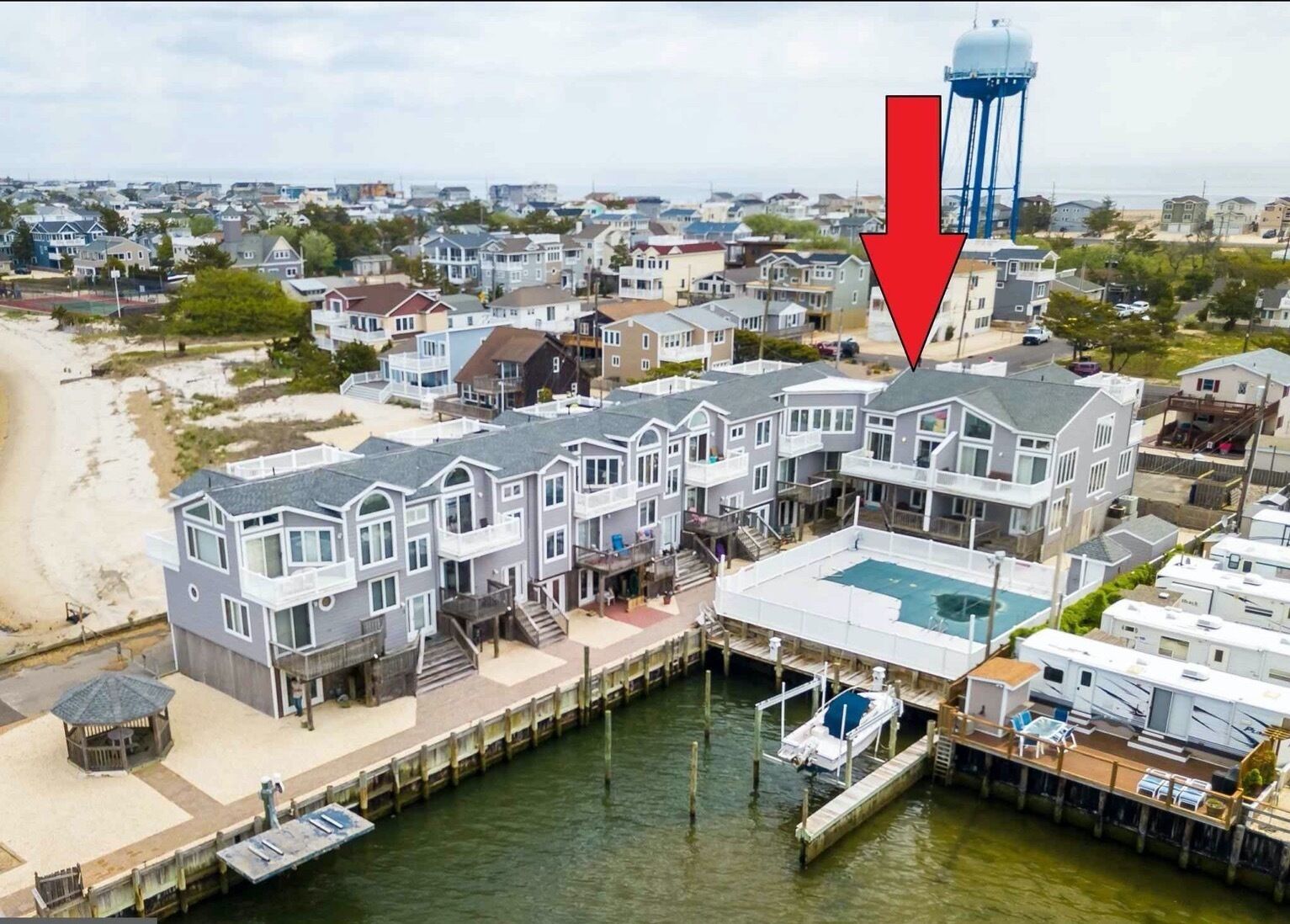 Spacious Bay Front Condo with Heated Pool Saturday Check in and Check out