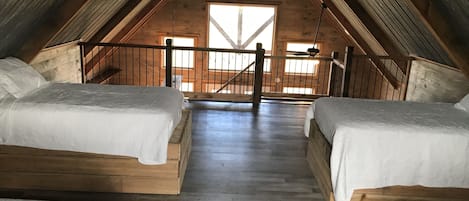 3 chambres, fer et planche à repasser, Wi-Fi gratuit, draps fournis