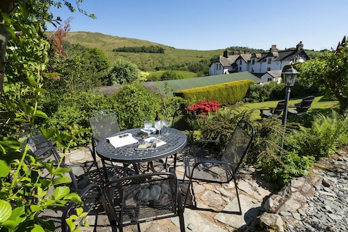 Stamp Howe -  4-bedroom property overlooking Troutbeck Valley.
