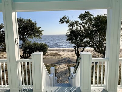 Ocean Springs Beach Vacation Getaway!  Private beach with breathtaking sunsets! 