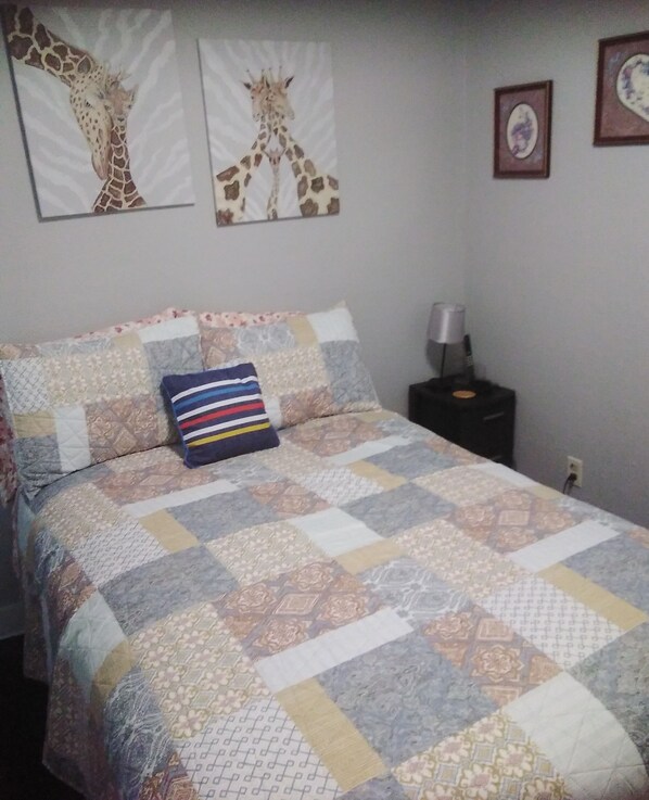 3 bedrooms, iron/ironing board, free WiFi, bed sheets