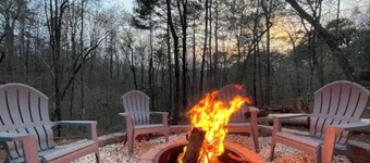 Come Out to Nature. Enjoy Wineries Hot Tub Beautiful Mountain View Pet Friendly 