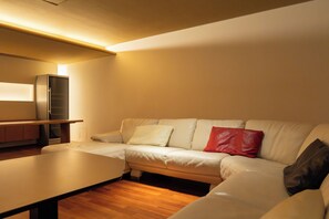 Casa, para no fumadores (Azabu Modern) | Área de sala de estar | Televisión de pantalla plana 