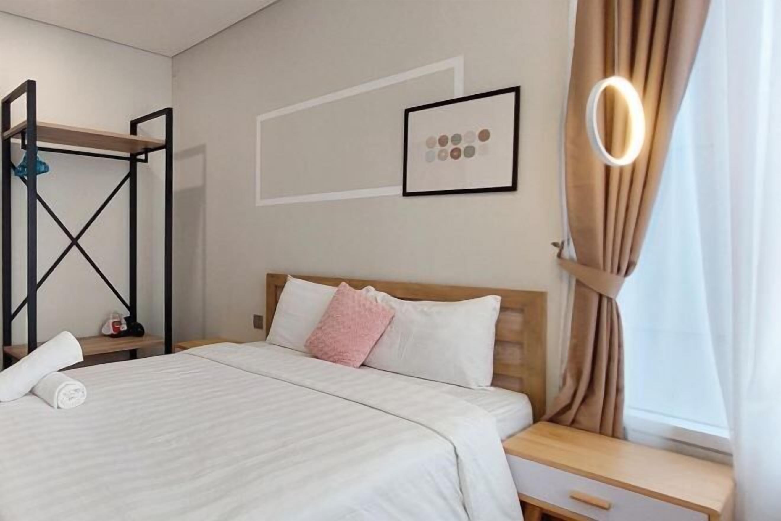 Soundproofing, iron/ironing board, free WiFi, bed sheets