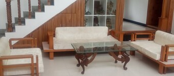 shree krishna kuteera