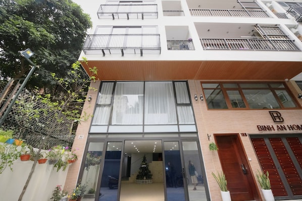 Front of property - L&J House managed by Lily Home (Hanoi)