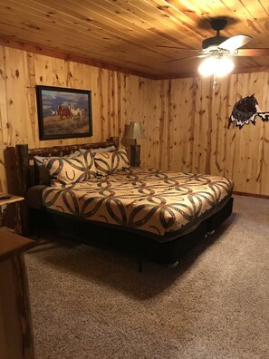 4 bedrooms, iron/ironing board, travel cot, free WiFi