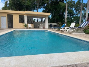 Piscine extérieure