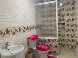 Towels, toilet paper