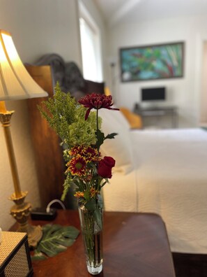 2 bedrooms, desk, iron/ironing board, free WiFi