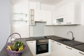 Apartment (One Bedroom Apartment) | Private kitchen - Apartment Atlant (Dubrovnik)