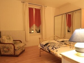 1 habitación, wifi gratis y ropa de cama 