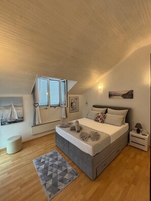 Apartment (Two Bedroom Apartment)