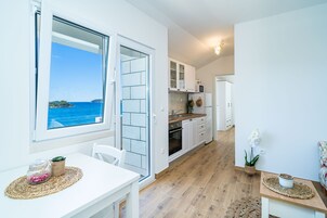 Apartamento (One bedroom apartment with Balcony an) | Parte interna