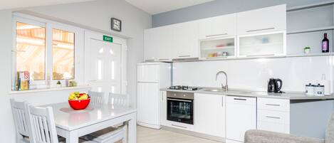 Apartment (Standard Two Bedroom Apartment) | Private kitchen | Fridge