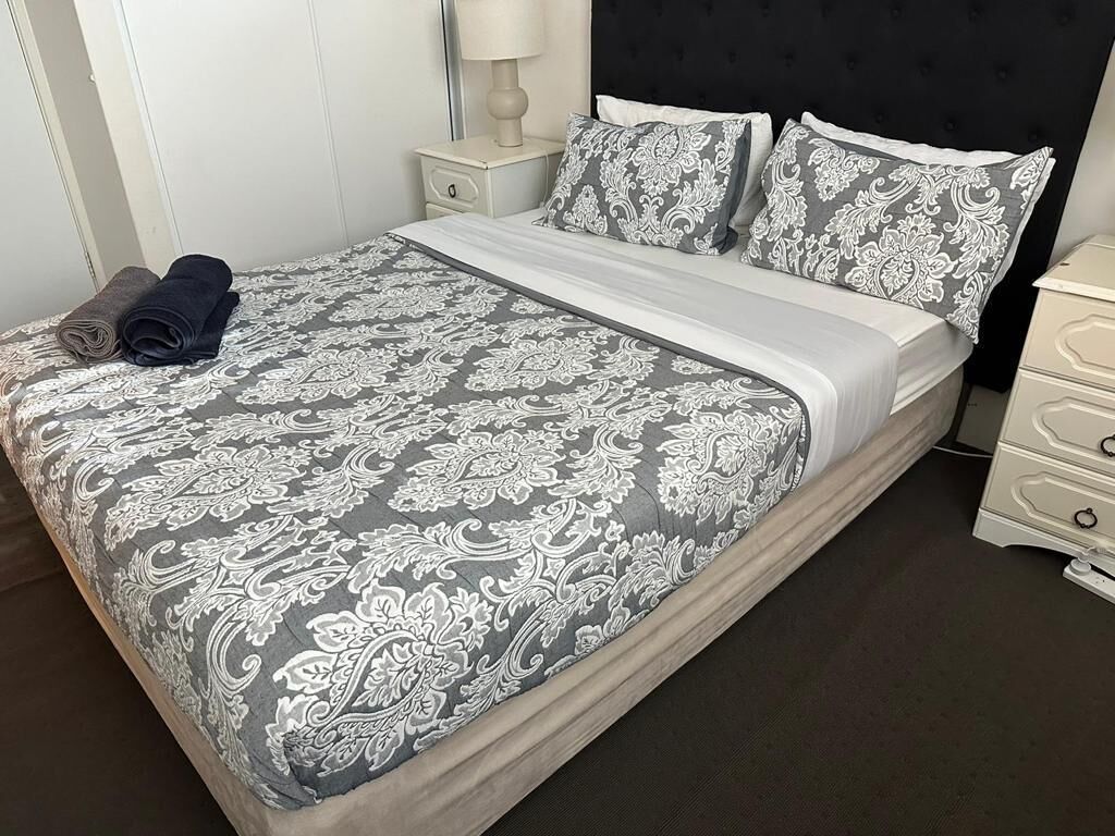 3 chambres, bureau, fer et planche à repasser, Wi-Fi gratuit