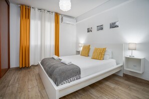 Unclassified image, 3 of 17, button - #002 Donalds Flat by Home Holidays (Albufeira)