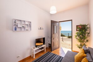 Luokittelematon kuva, 3 kautta 25, painike