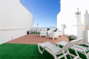 Luokittelematon kuva, 2 kautta 25, painike