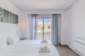 3 habitaciones, tabla de planchar con plancha y wifi gratis 