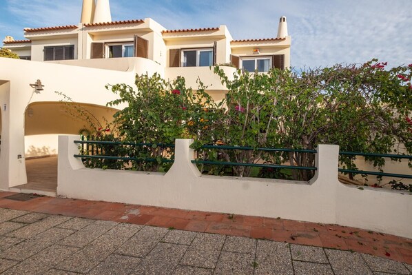 Photo non classée, 1 sur 27, bouton