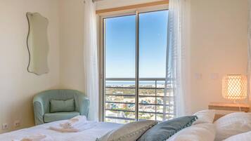 1 slaapkamer, een strijkplank/strijkijzer, gratis wifi