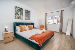 3 bedrooms, iron/ironing board, free WiFi