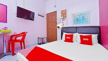 WiFi (free), bed sheets