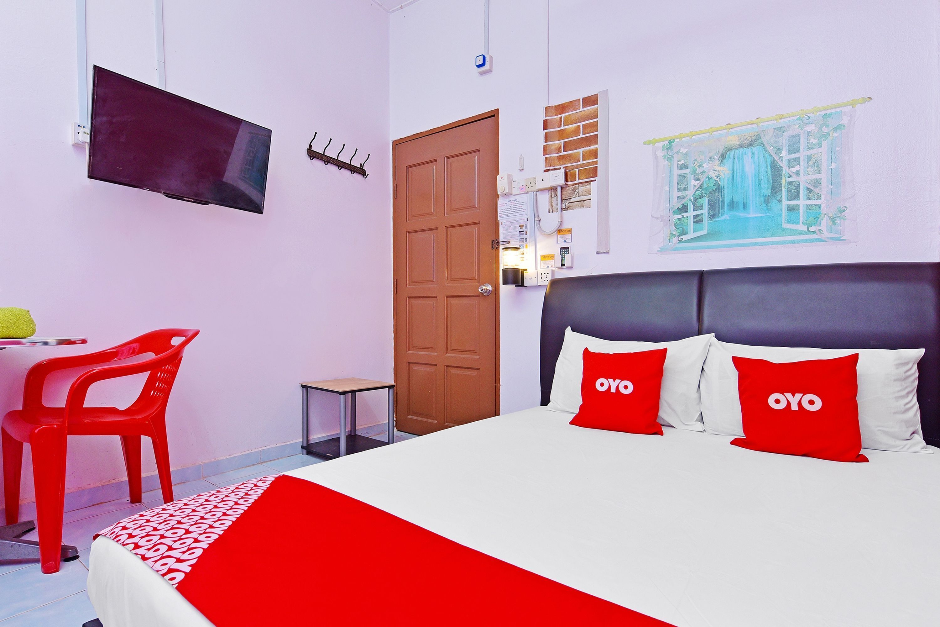 Double Room | WiFi (free), bed sheets