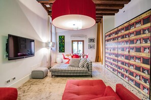 TV - La Corte dei Cuoridoro 1  A Perfect Pied-a-Terre in San Marco (Venice)