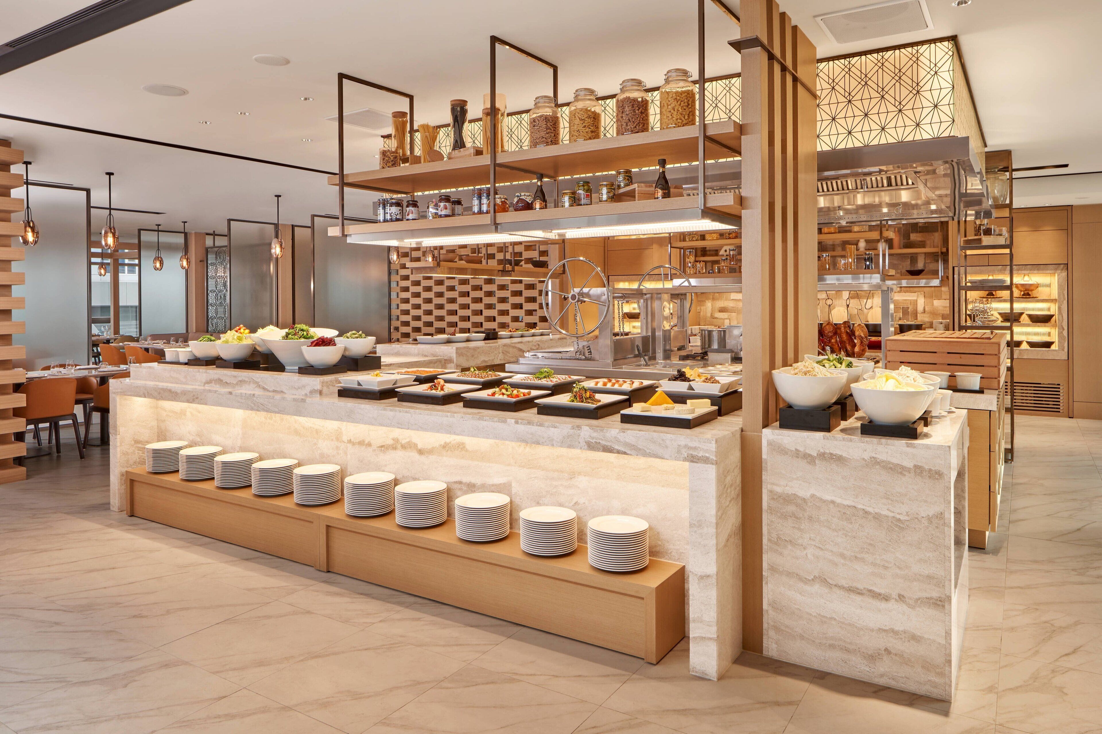 Daily buffet breakfast (KRW 53000 per person)