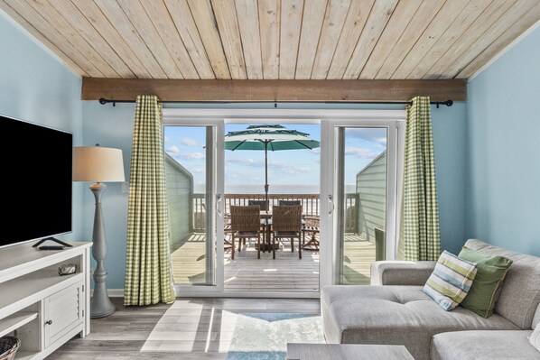 Smart TV - Coral Tides- Oceanfront, well appointed, amazing views! (Pine Knolls Shores)