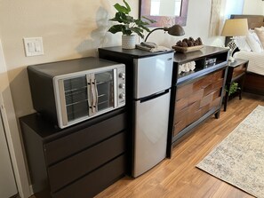 Interior - Private Studio with Kitchenette (Golden)