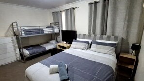 4 Schlafzimmer, Internetzugang, Bettwäsche