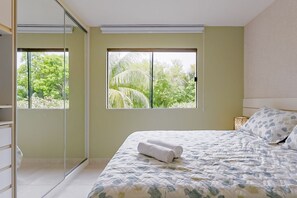 3 bedrooms, individually furnished, blackout curtains - GB20 Incrível Ap 3 Quartos - Guarajuba (Camaçari)