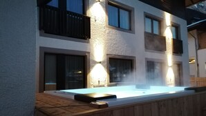 Utendørs boblebad
