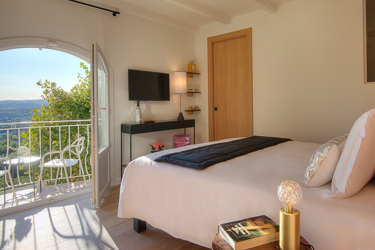 Superior Double Room, Private Bathroom (1er étage)