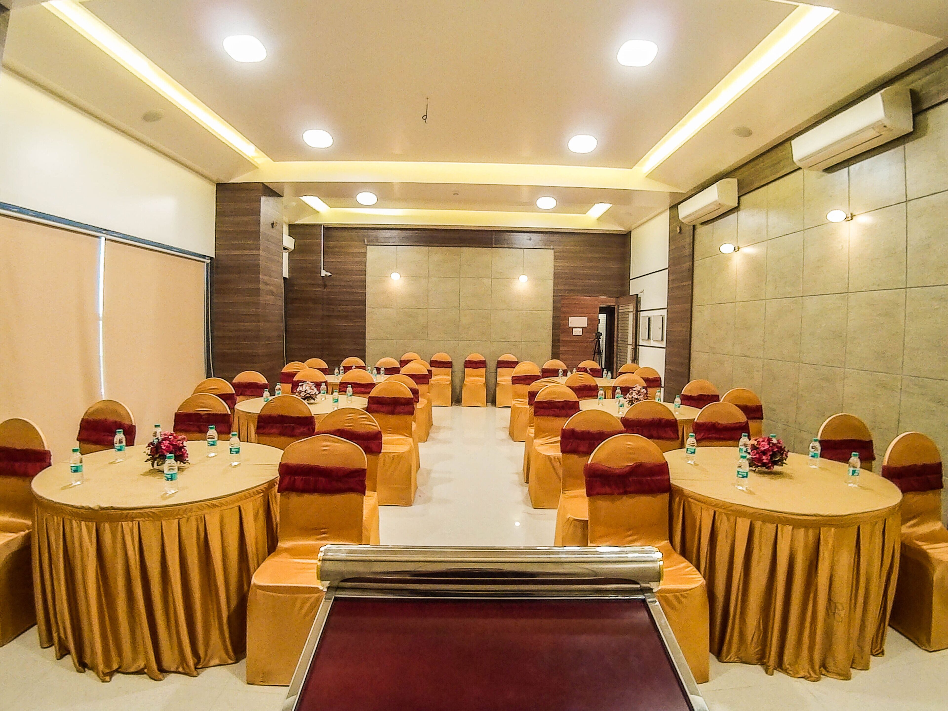 Photo - Rudra Shelter International Hotel