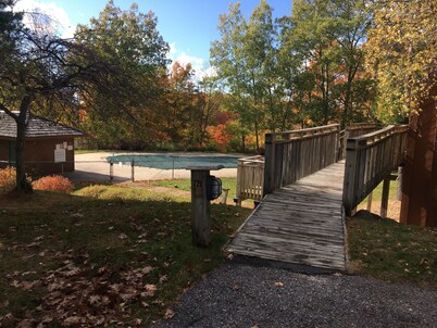 Affordable Two Bedroom Family Getaway. <br>Ski / Golf / Boating / Leisure