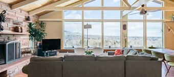 Expansive Luxury in Central Home With Downtown Views