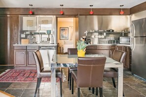 Dining - Expansive Luxury in Central Home With Downtown Views (Boulder)